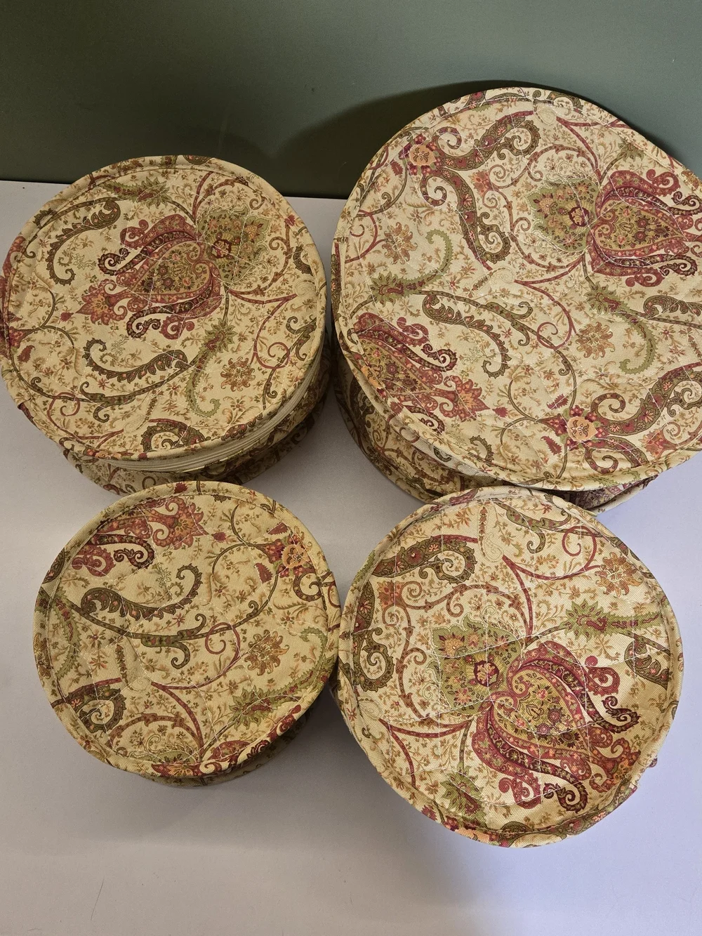Vintage Quilted Fine China Storage Cases – Set of 4 Nesting Round Protectors